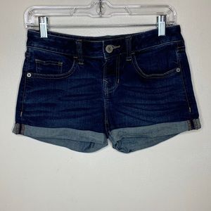 EXPRESS JEANS Jean Shorts Dark Wash Stretchy Rolled Cuffs 5 Pocket Whiskered 00